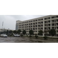 太倉(cāng)中集冷藏物流裝備有限公司   招聘  焊工  普工 男，18-45歲，身高1.65m以上，會(huì)寫字