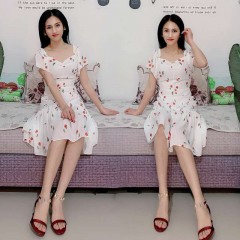2020新款紅色涼鞋女夏季圓頭低細(xì)跟一字扣時尚外穿中跟百搭鞋子女